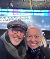 Marco Buttarelli och Emilie Billow framför tävlingsarena.